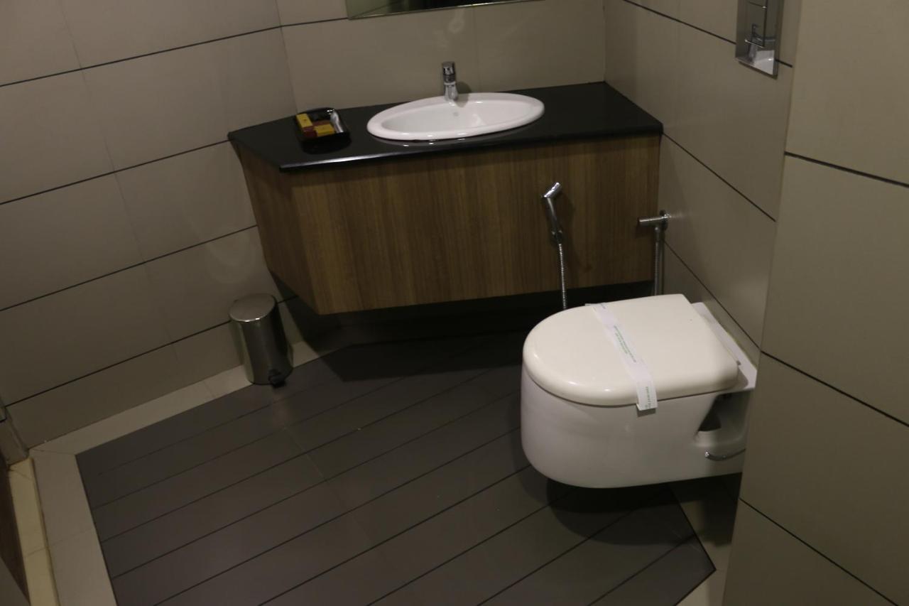 The Rubis Hotel Kottakkal Екстериор снимка
