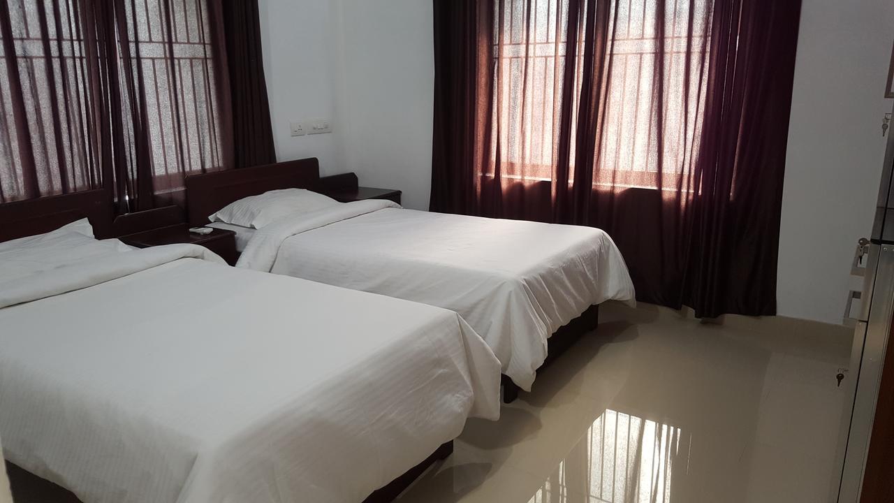The Rubis Hotel Kottakkal Екстериор снимка