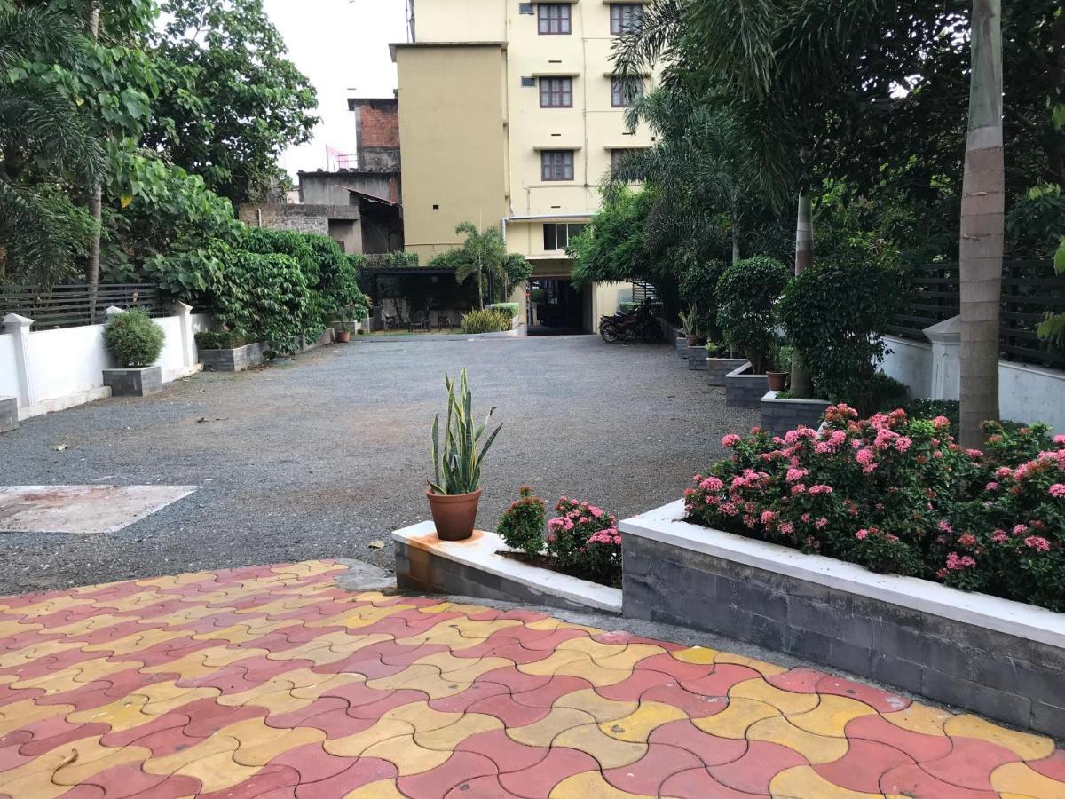 The Rubis Hotel Kottakkal Екстериор снимка